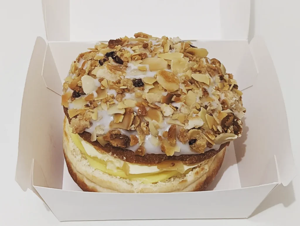 Beesting Donut from